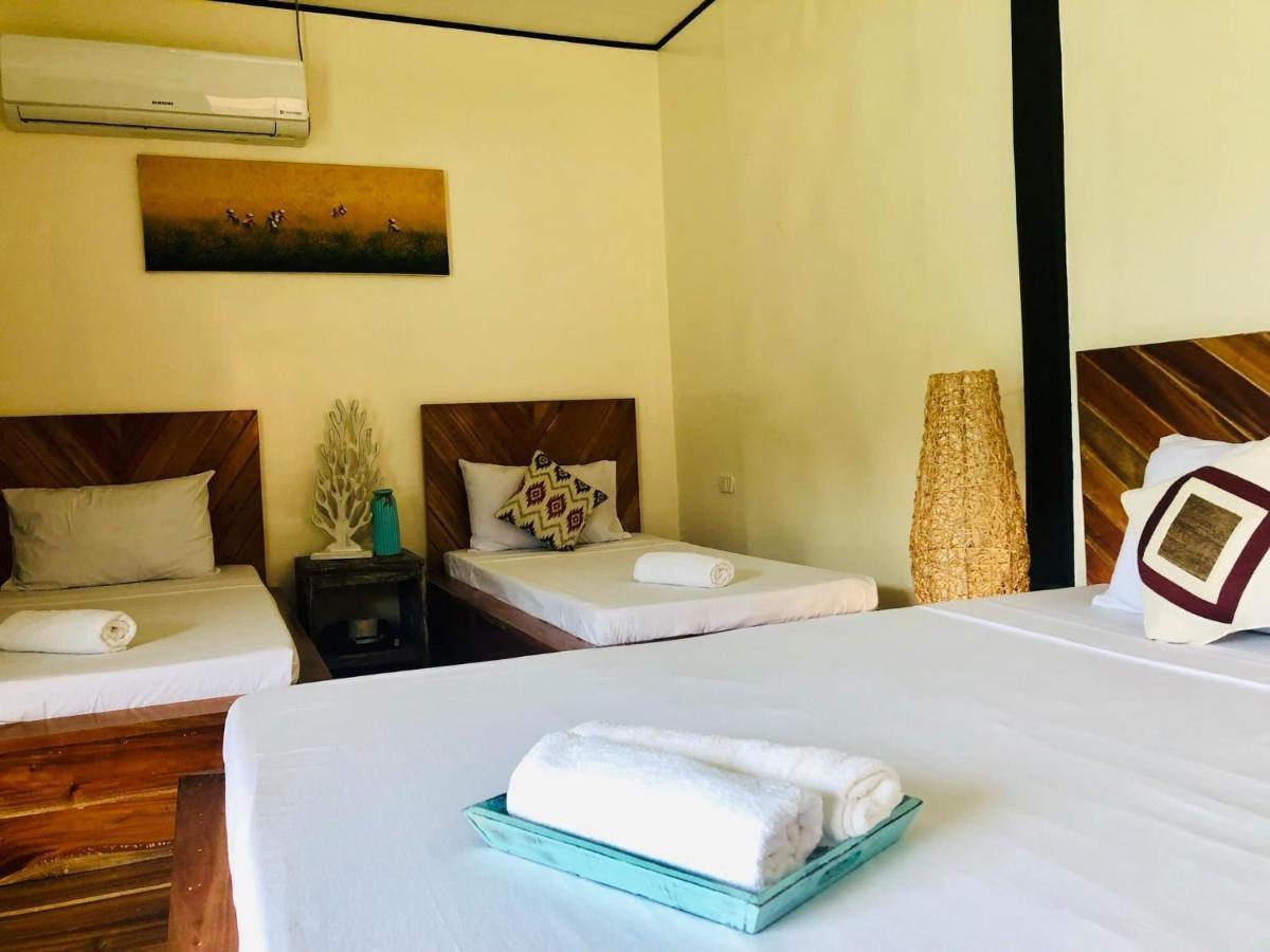 Keira Backpackers Hotel El Nido Kültér fotó