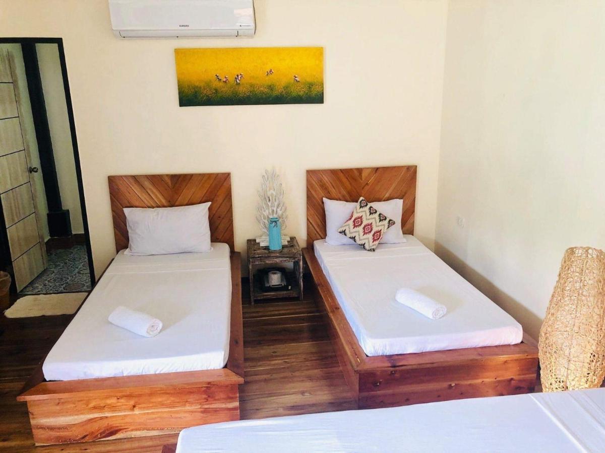 Keira Backpackers Hotel El Nido Kültér fotó