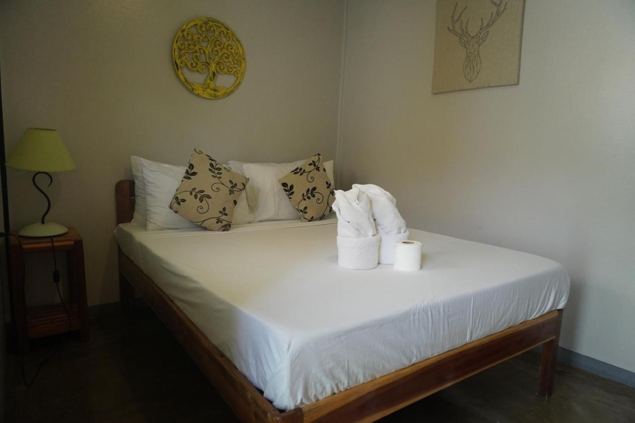 Keira Backpackers Hotel El Nido Kültér fotó